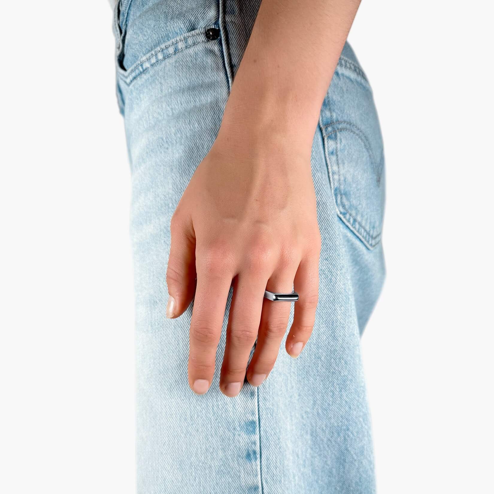 Gold Bar Ring