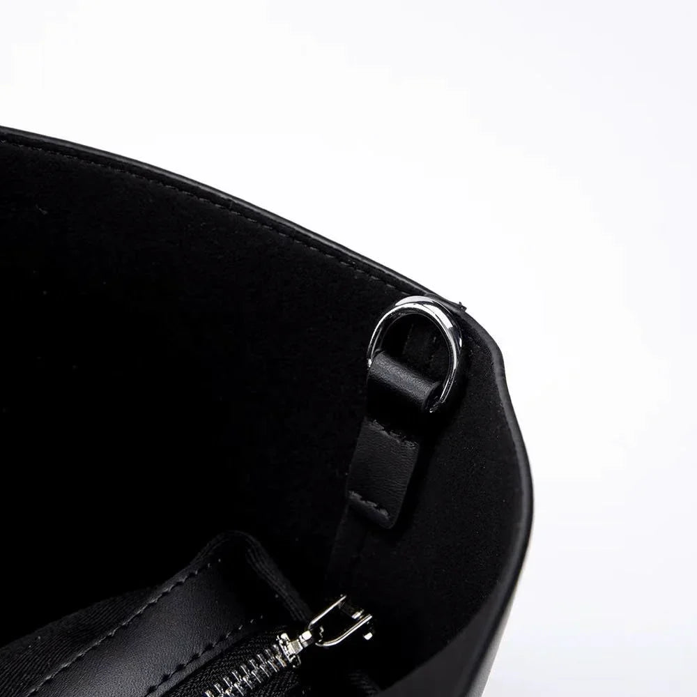 Circulo Handbag