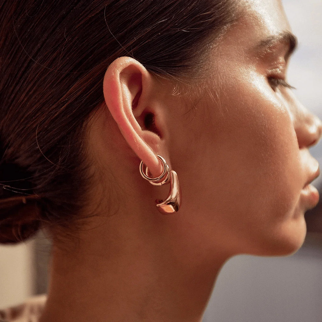 Gold Swerved Earrings