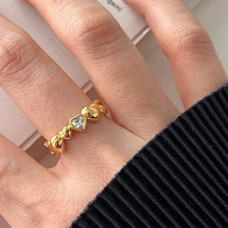 Zircon Hearts Ring